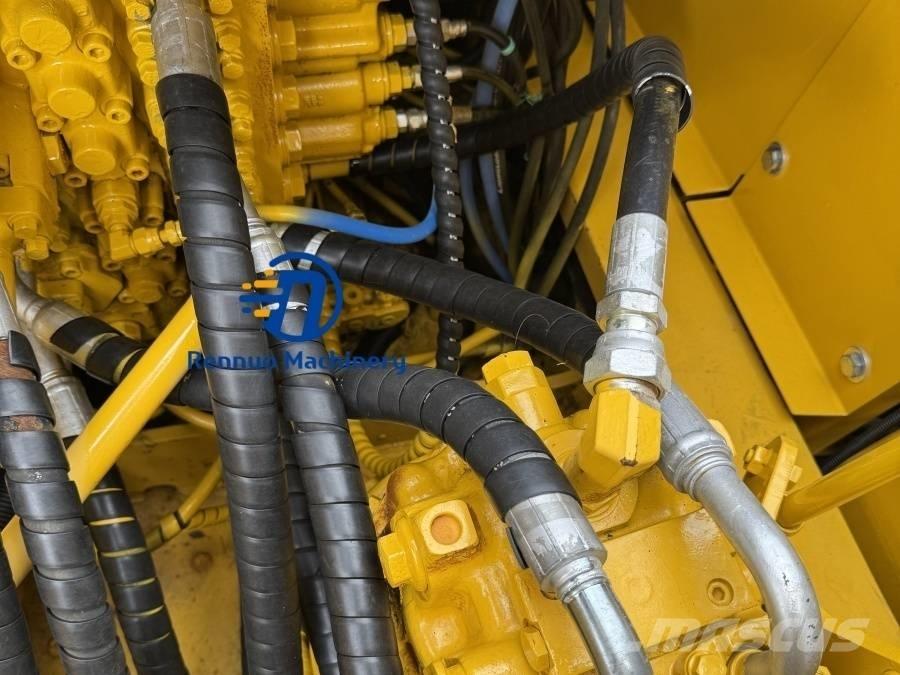 Komatsu PC 300 履带挖掘机