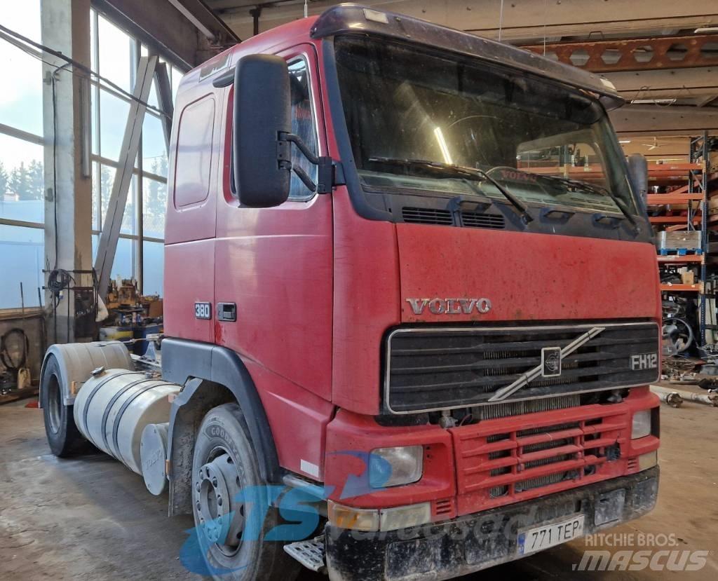Volvo FH 12 牵引车