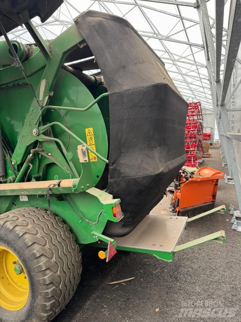 John Deere 960 圆捆打捆机