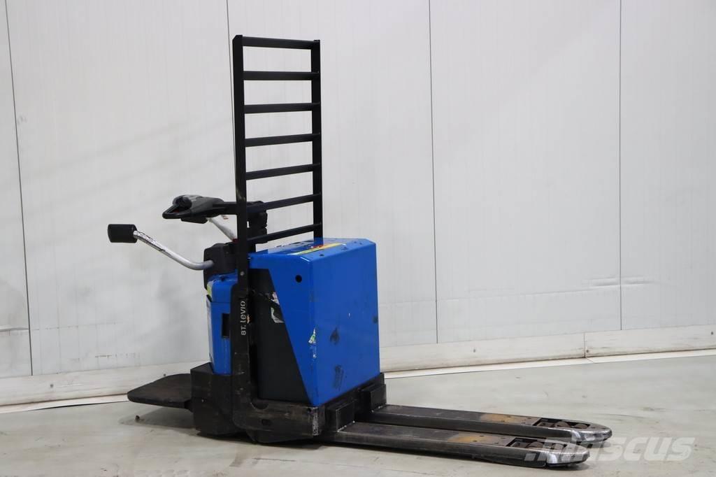 Toyota LPE200/8 手摇升降机