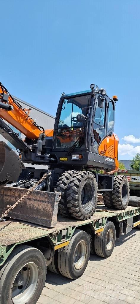 Doosan DX 100 W-7 轮式挖掘机