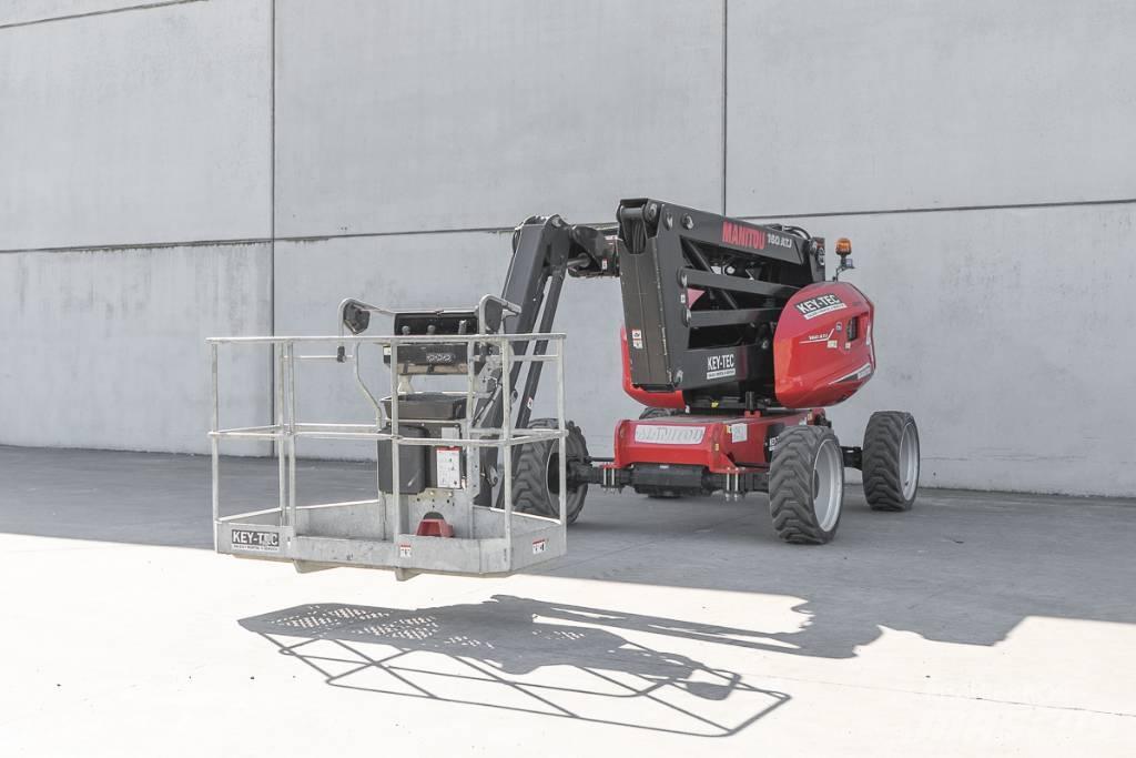 Manitou ATJ 160 曲臂高空工作平台