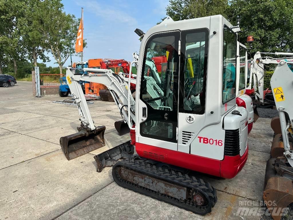 Takeuchi TB 016 R 小型挖掘机