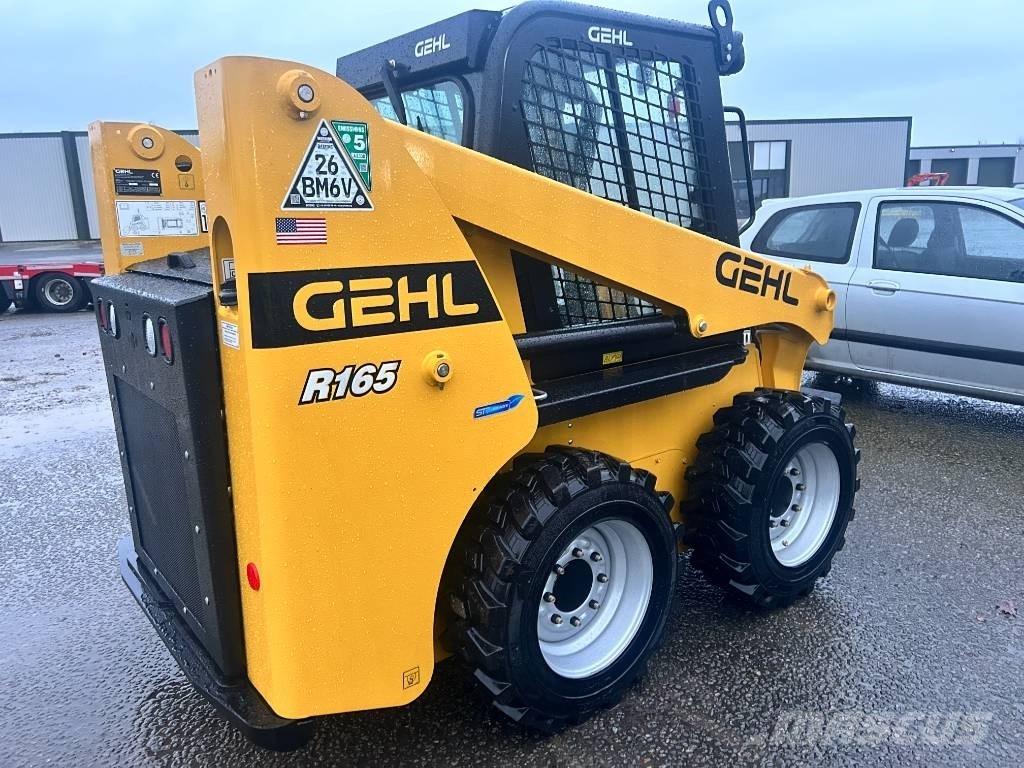 Gehl R 165 滑移装载机