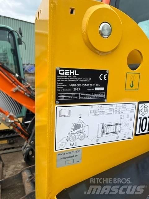 Gehl R 165 滑移装载机