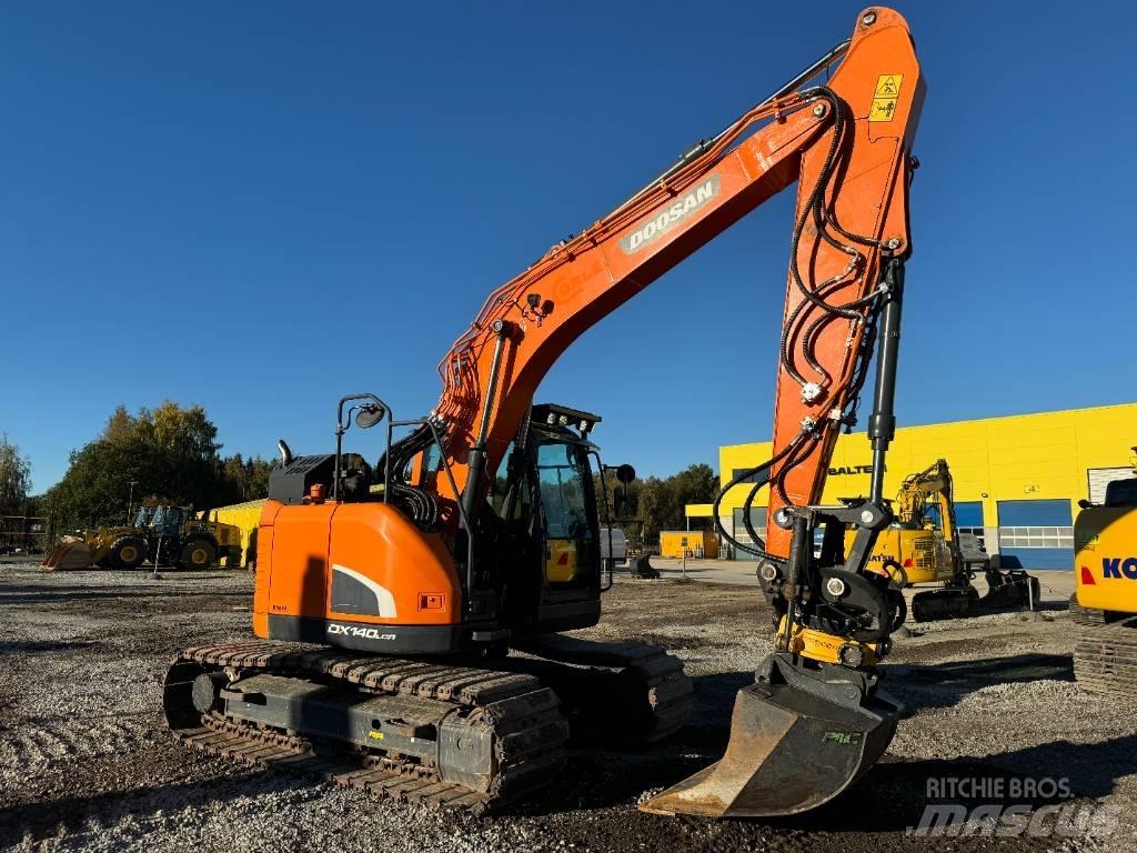 Doosan DX140LCR-5 履带挖掘机