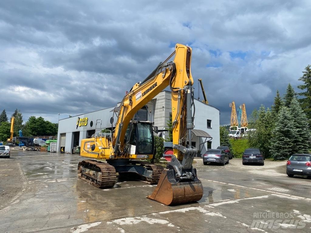 Liebherr R924LC 履带挖掘机