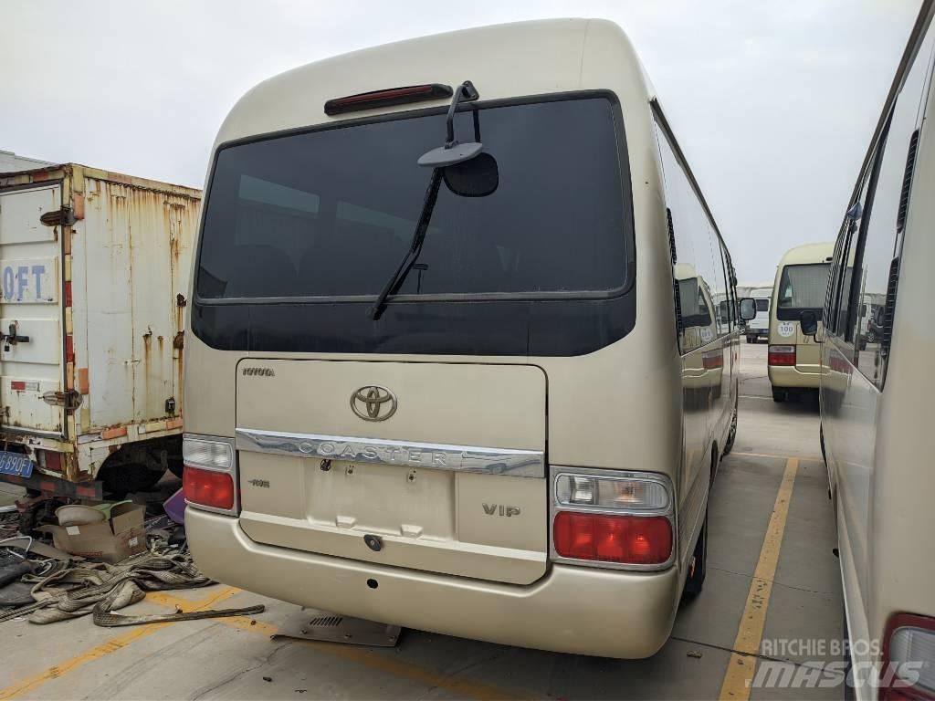 Toyota Coaster Bus 迷你巴士