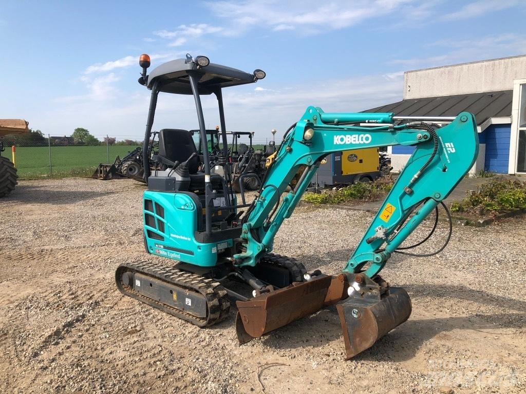 Kobelco SK 17 SR-3 小型挖掘机