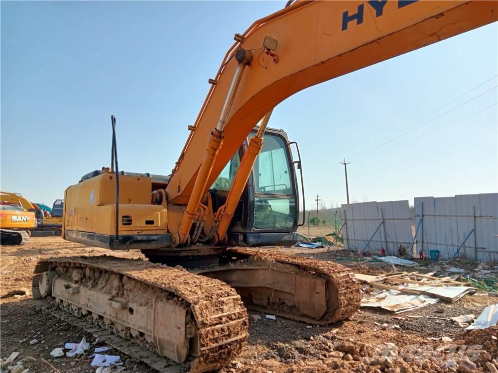 Hyundai R225LC-7 履带挖掘机