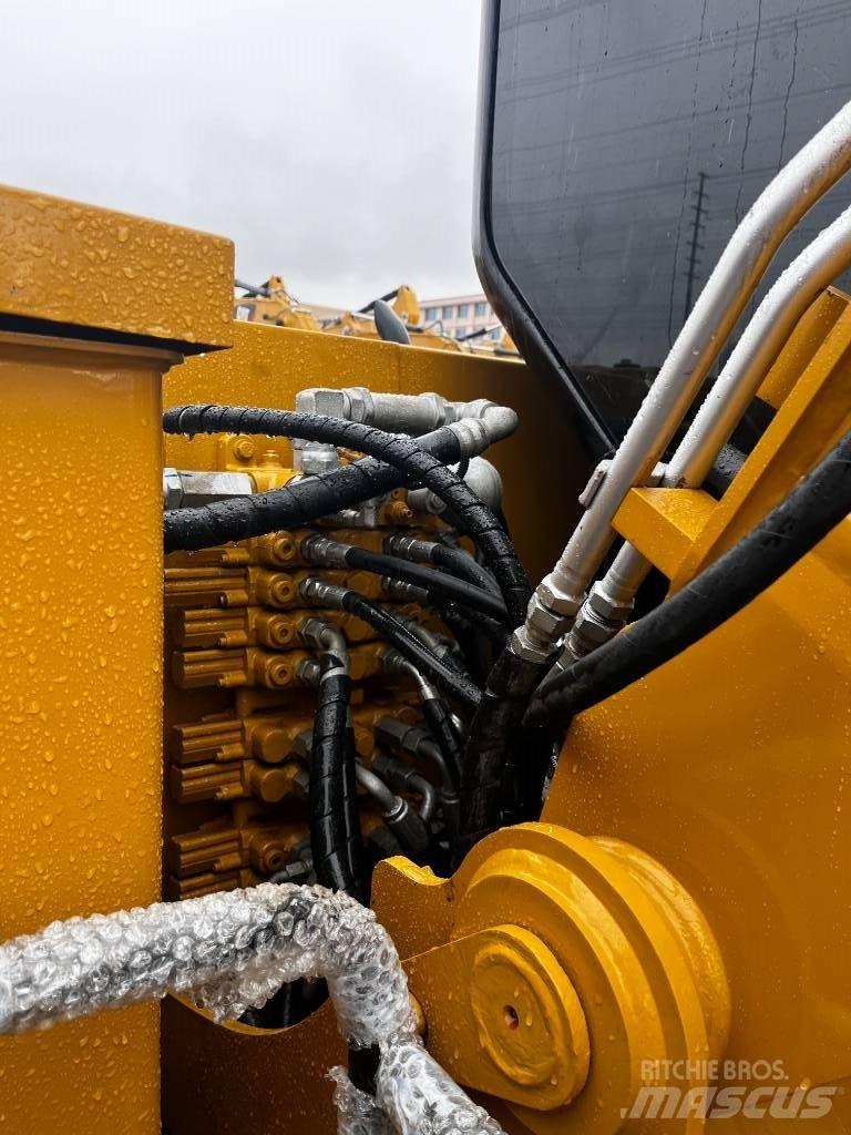 CAT 307 E2 履带挖掘机