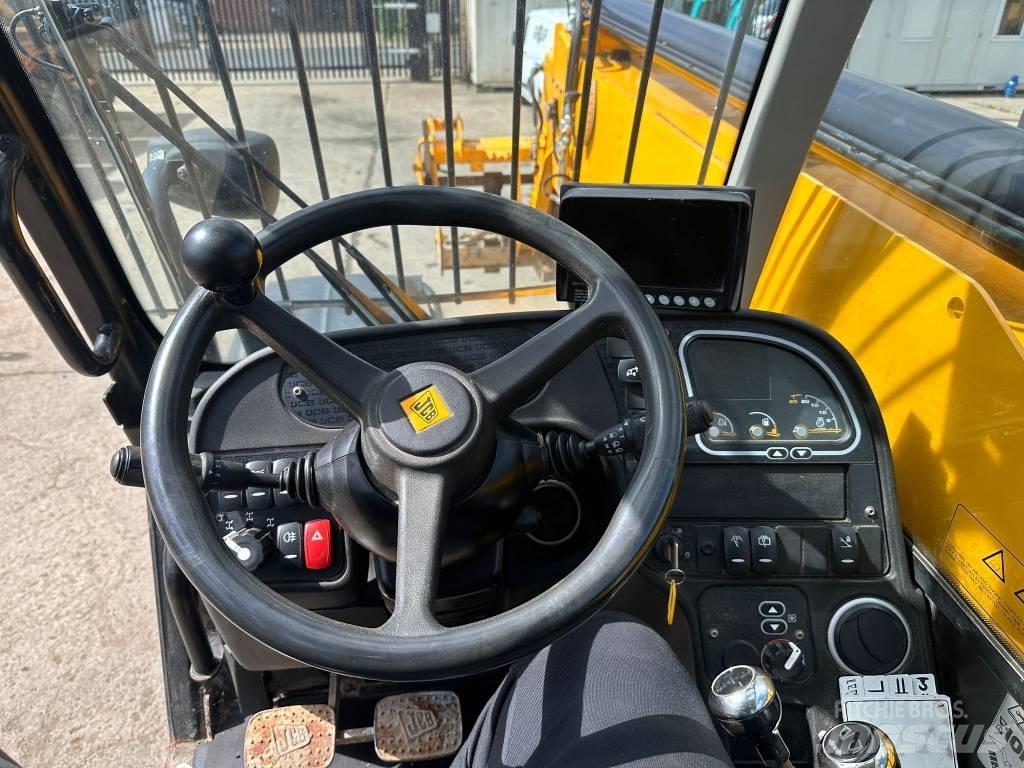 JCB 540-140 伸缩臂叉装车|叉装车