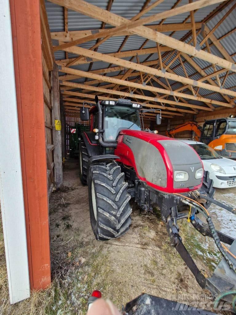 Valtra T 151 hitchec 拖拉机/农用车