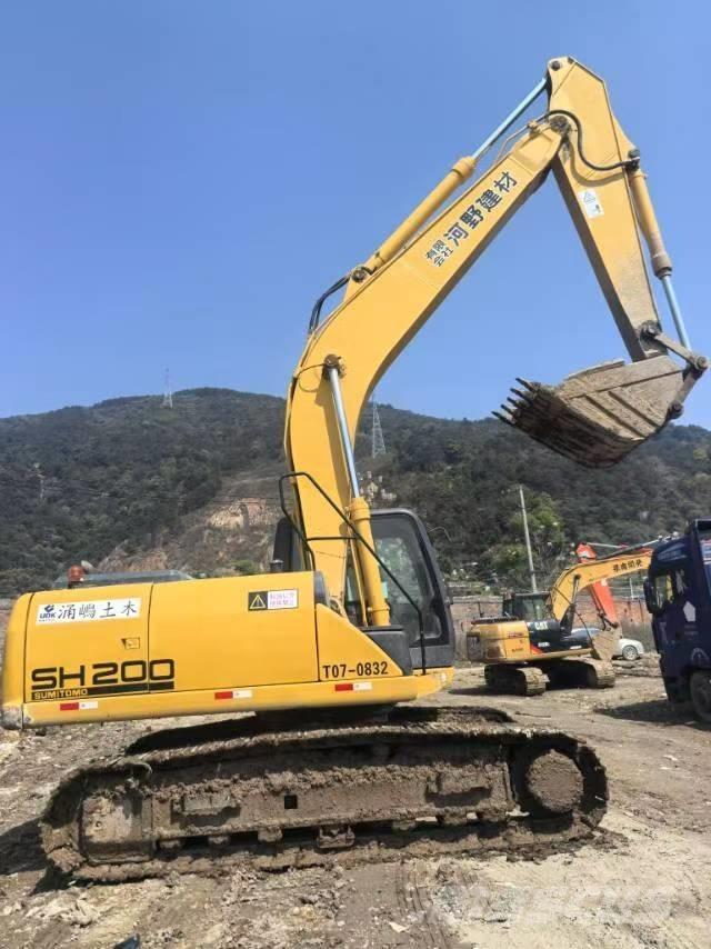 Sumitomo SH200-5 履带挖掘机