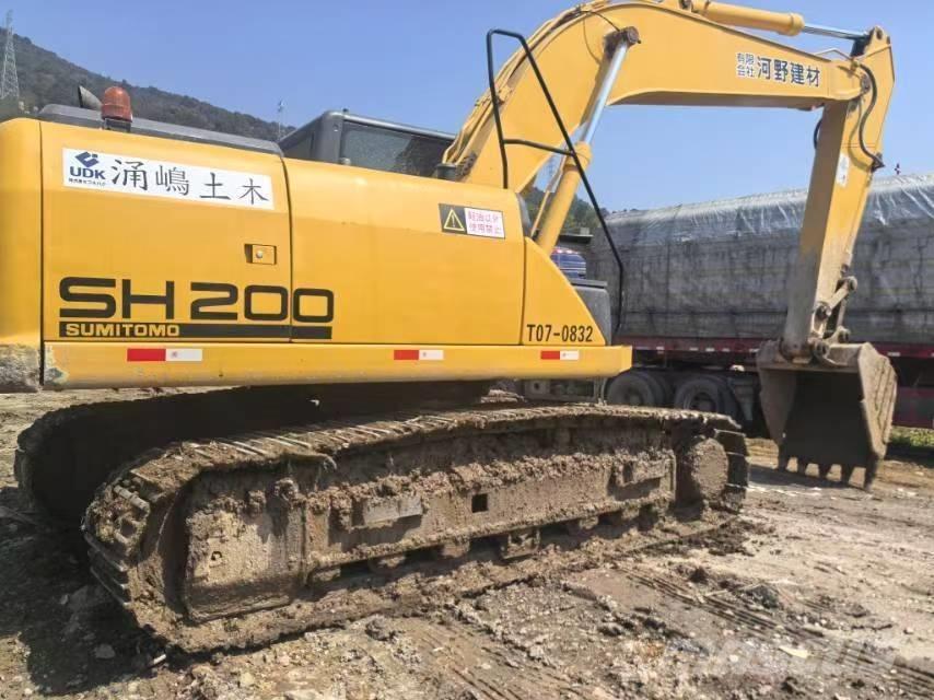 Sumitomo SH200-5 履带挖掘机
