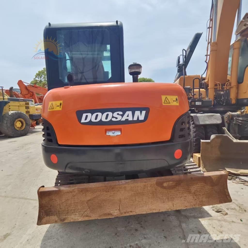 Doosan DH 60-7 小型挖掘机