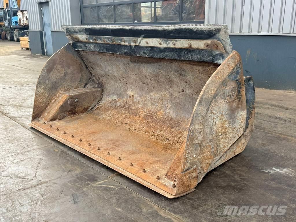 Ljungby L11 轮式装载机
