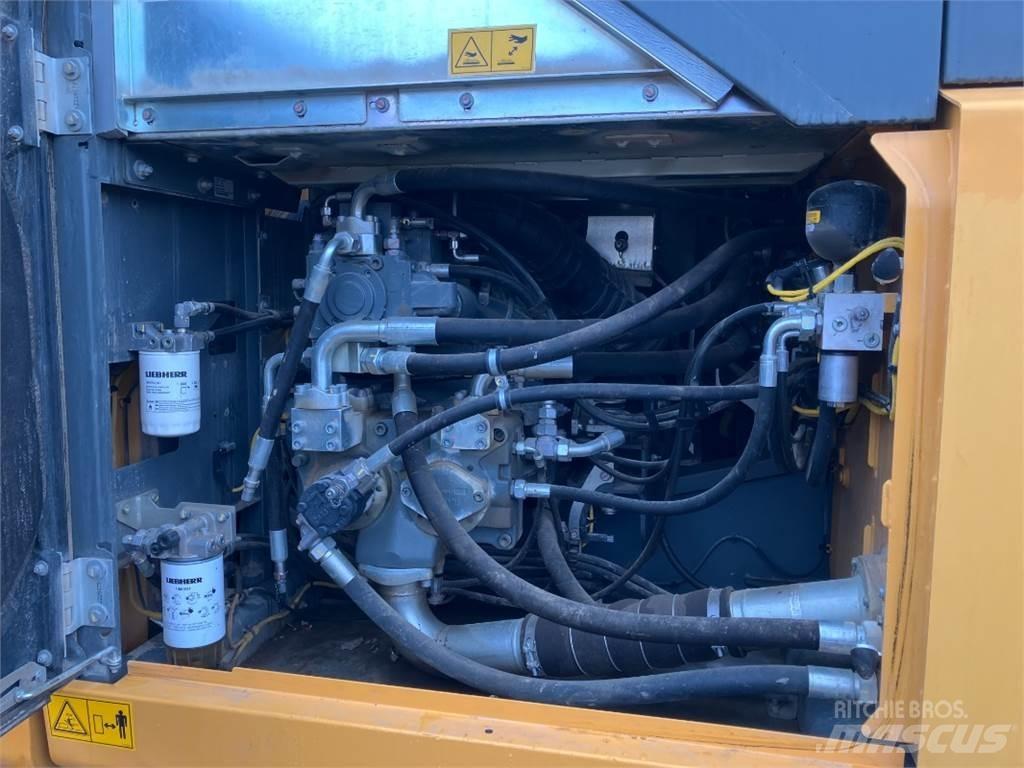 Liebherr R934 履带挖掘机