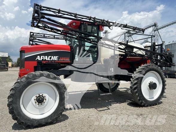 Apache AS850 自走式喷雾机
