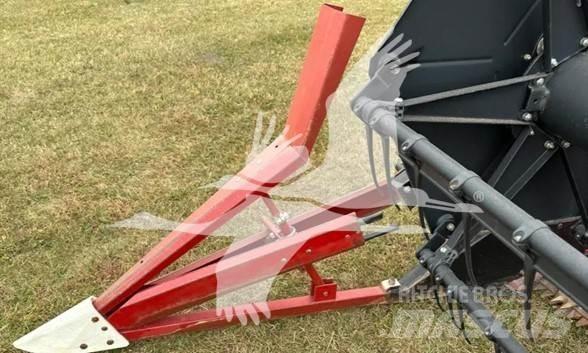 Case IH 1020 联合收割机头