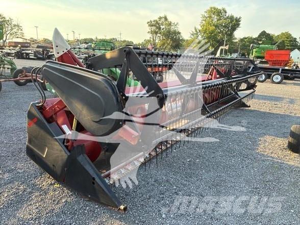 Case IH 1020 联合收割机头