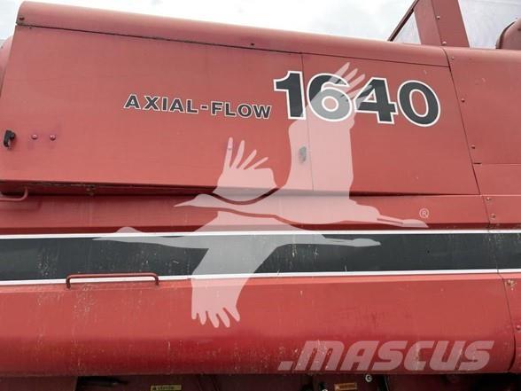 Case IH 1640 联合收割机