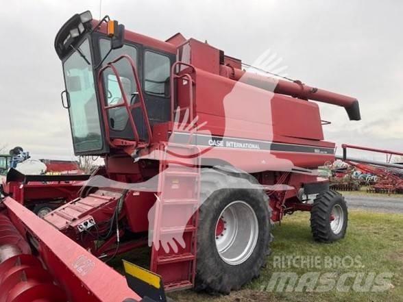 Case IH 1680 联合收割机
