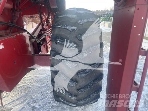 Case IH 1680 联合收割机