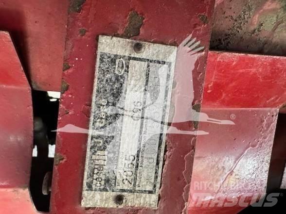 Case IH 2055 联合收割机