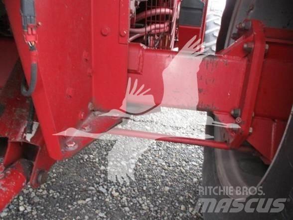 Case IH 2388 联合收割机