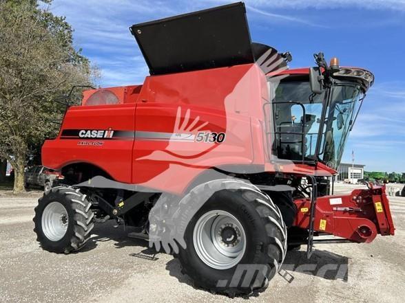 Case IH 5130 联合收割机