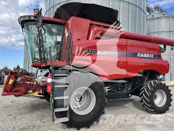 Case IH 5140 联合收割机