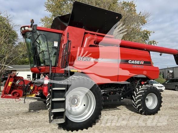Case IH 6130 联合收割机