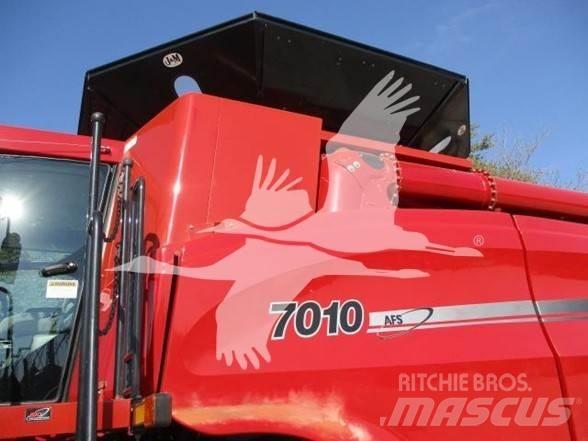 Case IH 7010 联合收割机