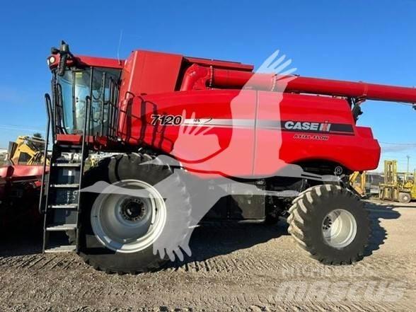 Case IH 7120 联合收割机