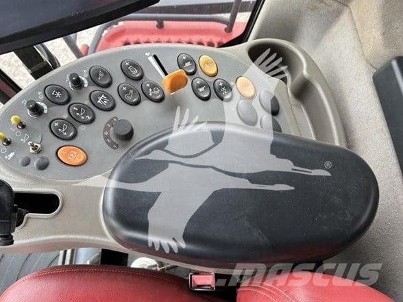 Case IH 8230 联合收割机