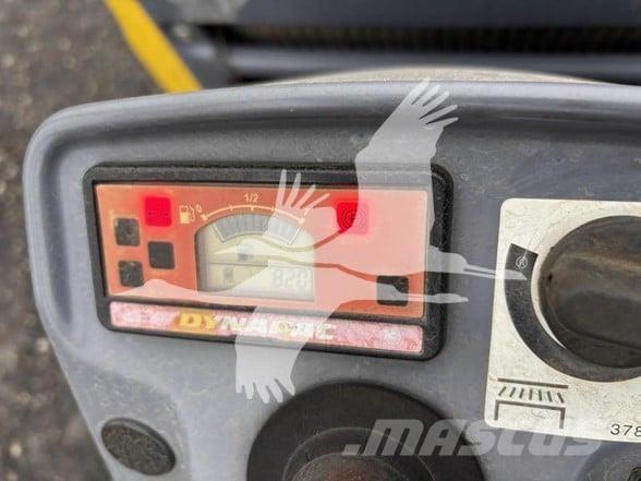 Dynapac CC950 单轮压路机