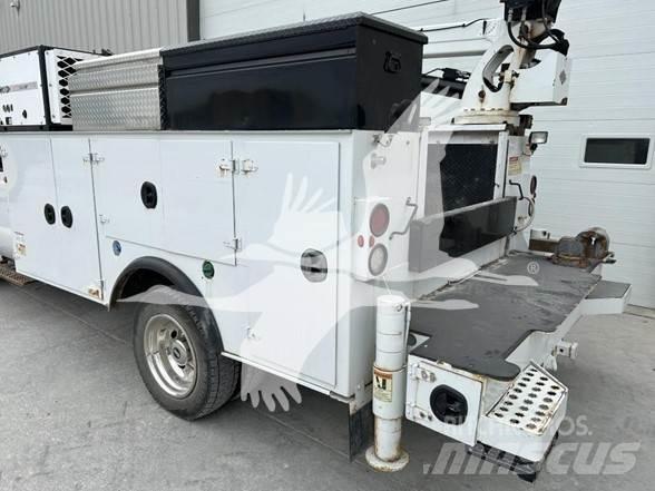 Ford F550 建筑机械-其他
