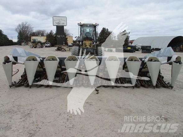Gleaner 3000 联合收割机头