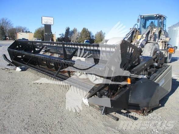 Gleaner 520 联合收割机头