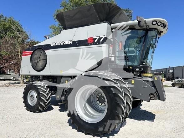 Gleaner S77 联合收割机
