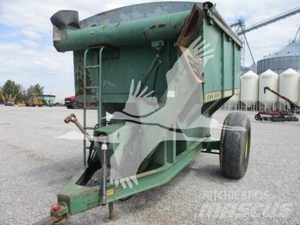 John Deere 400 粮食车