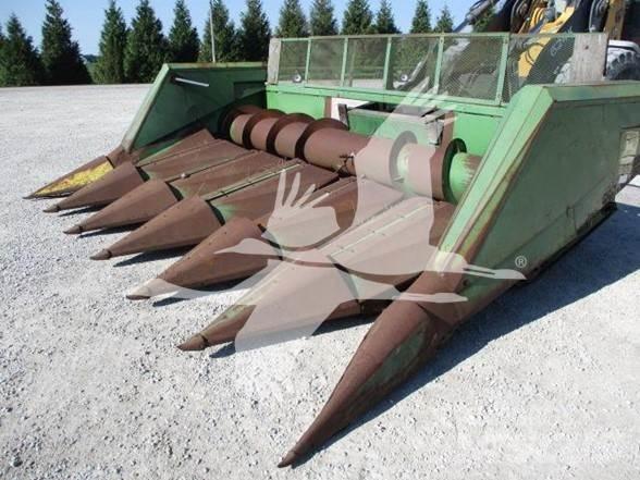 John Deere 653 联合收割机头