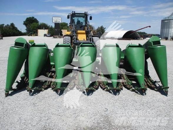 John Deere 693 联合收割机头