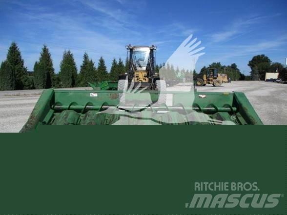 John Deere 843 联合收割机头