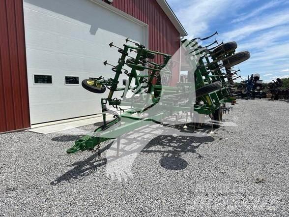 John Deere 980 手扶中耕机