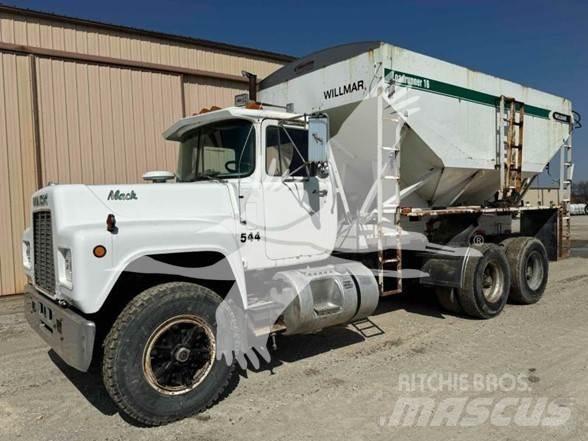 Mack R686ST 建筑机械-其他