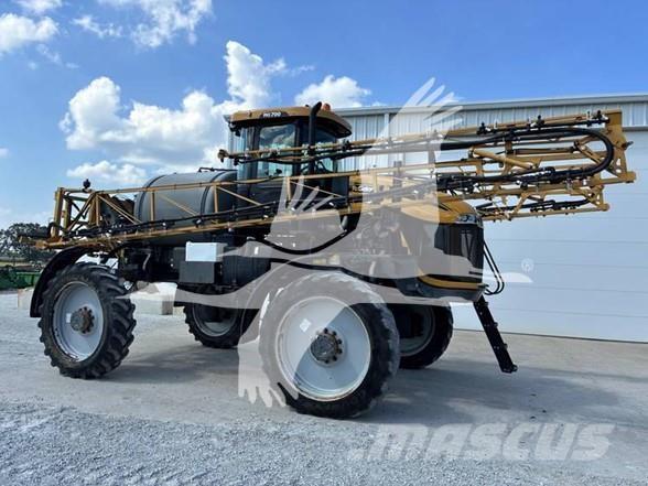 RoGator RG700 自走式喷雾机