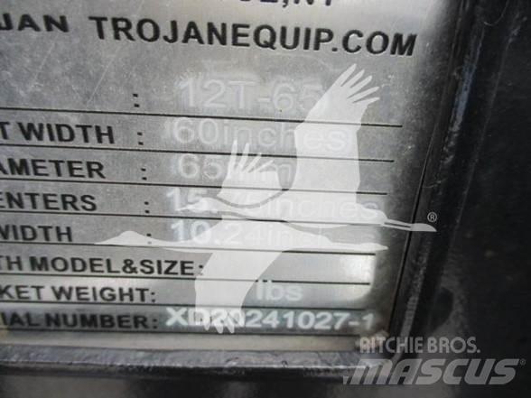 Trojan 120CL 挖斗