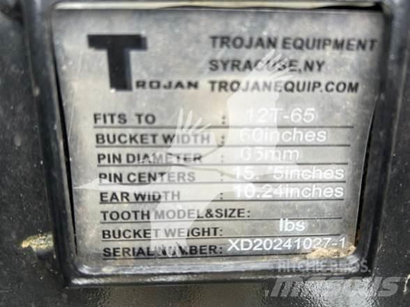Trojan 120CL 挖斗